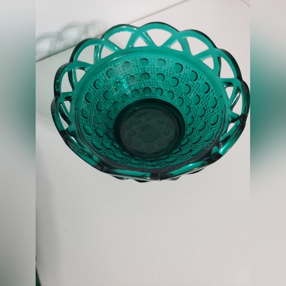 Imperial Glass  Green Laced Edge Diamond pattern bowls - Picture 4 of 10